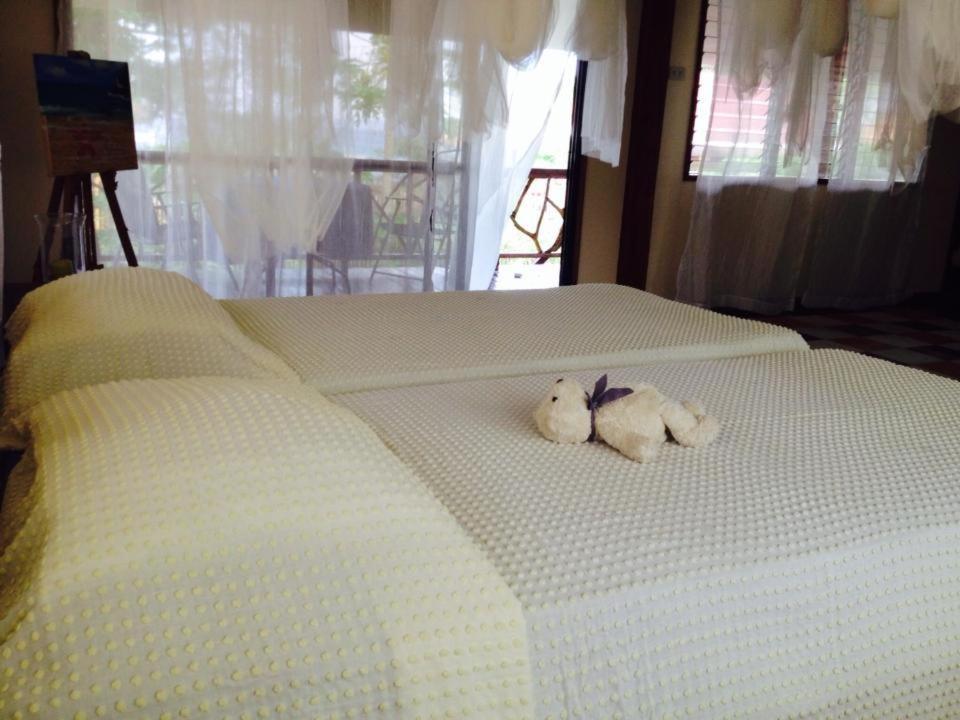 Liwayway Sa Bohol Pamilacan Resort Baclayon Exterior foto